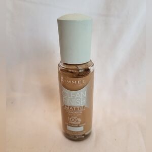 Rimmel London Clean Finish Matte Foundation - #250 Classic Beige
